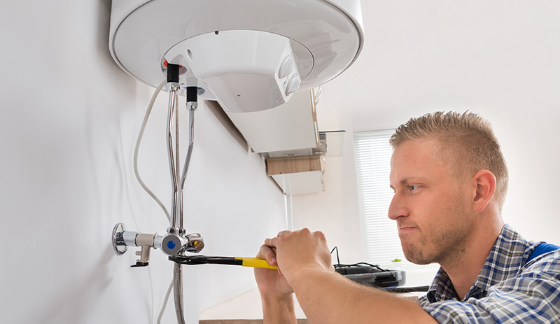 Instalação de termoacumuladores